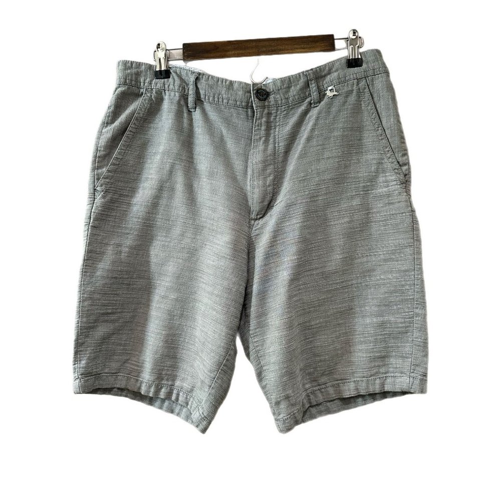 Modern Amusement Men’s Size 34 Bermuda Shorts Gray Flat Front Chino